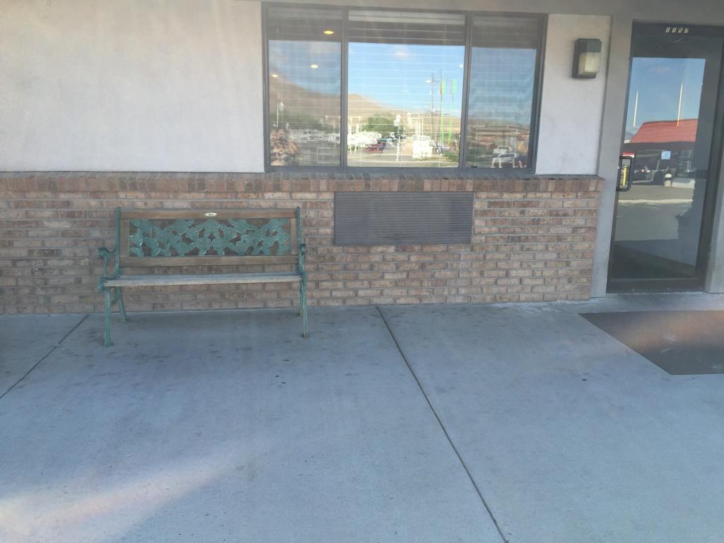 Super 8 By Wyndham Winnemucca Nv Kültér fotó