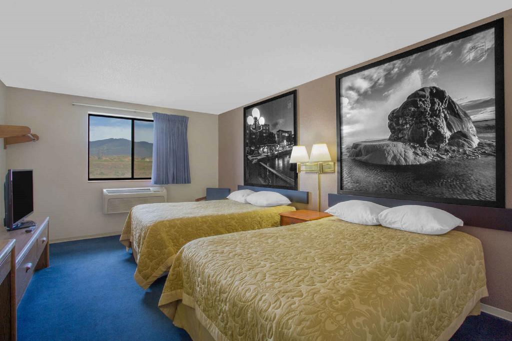 Super 8 By Wyndham Winnemucca Nv Kültér fotó