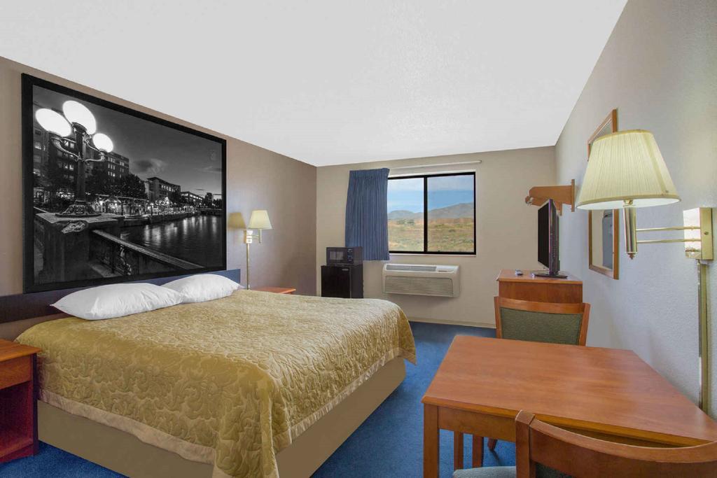 Super 8 By Wyndham Winnemucca Nv Kültér fotó